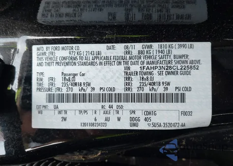 2012 Ford Focus Titanium z USA, uszkodzony, nr VIN 1FAHP3N28CL225852